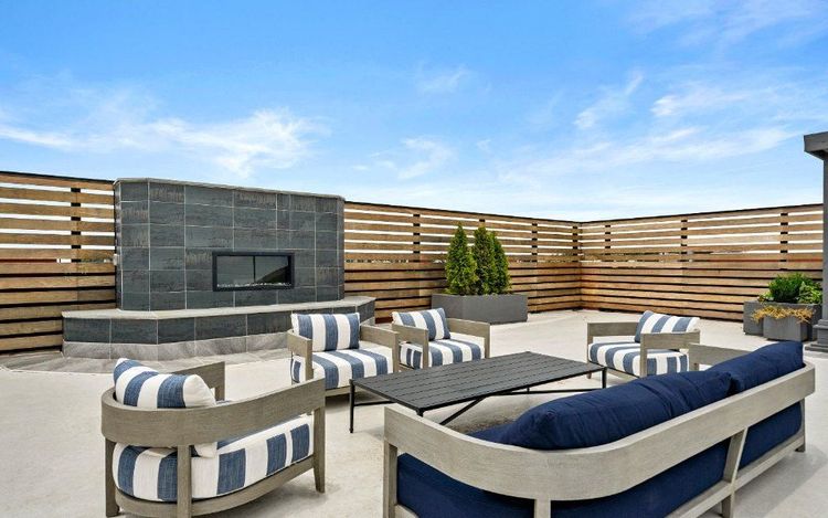 Rooftop Lounge
